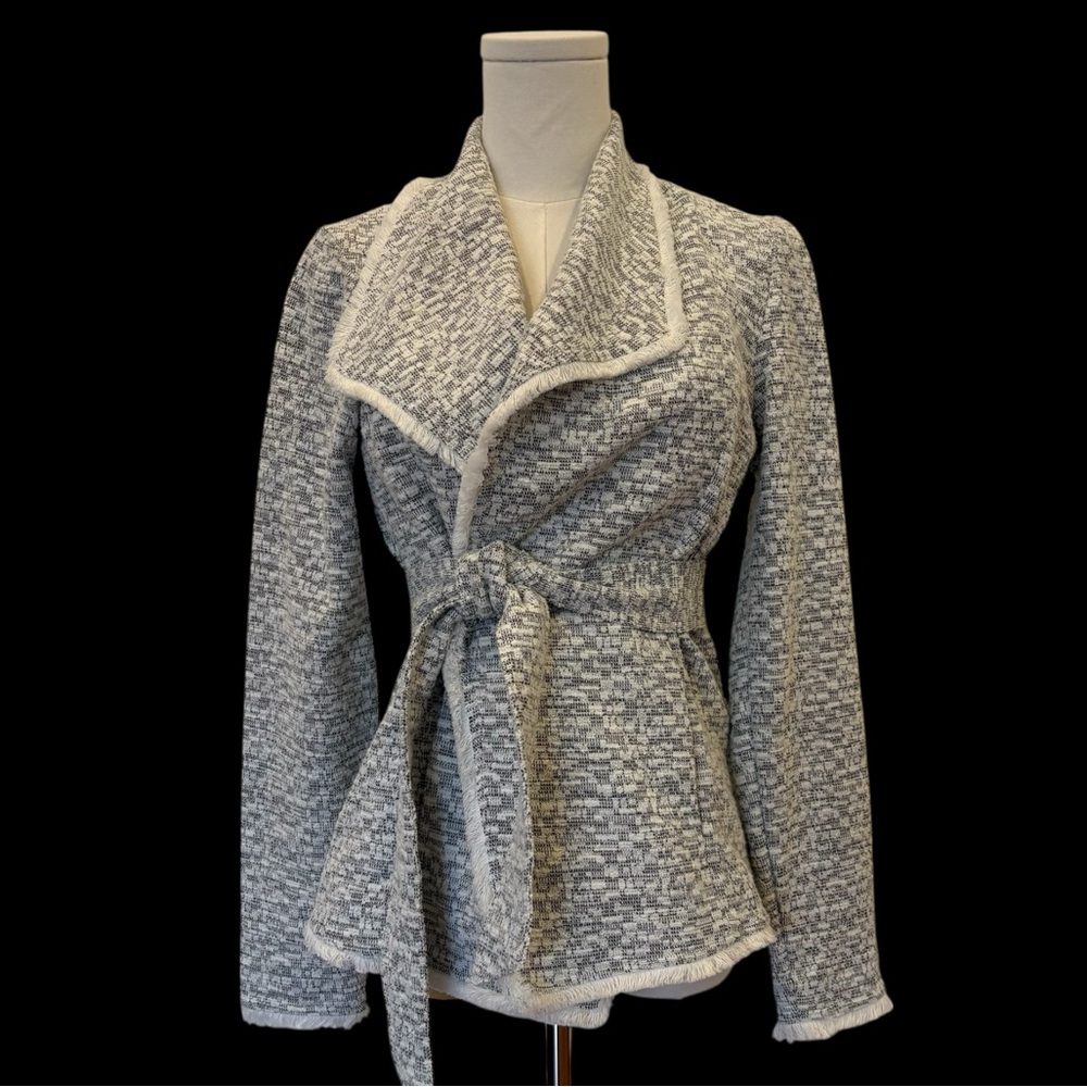Club Monaco Women's Belted Blazer | Black & White | Size Medium | Like New